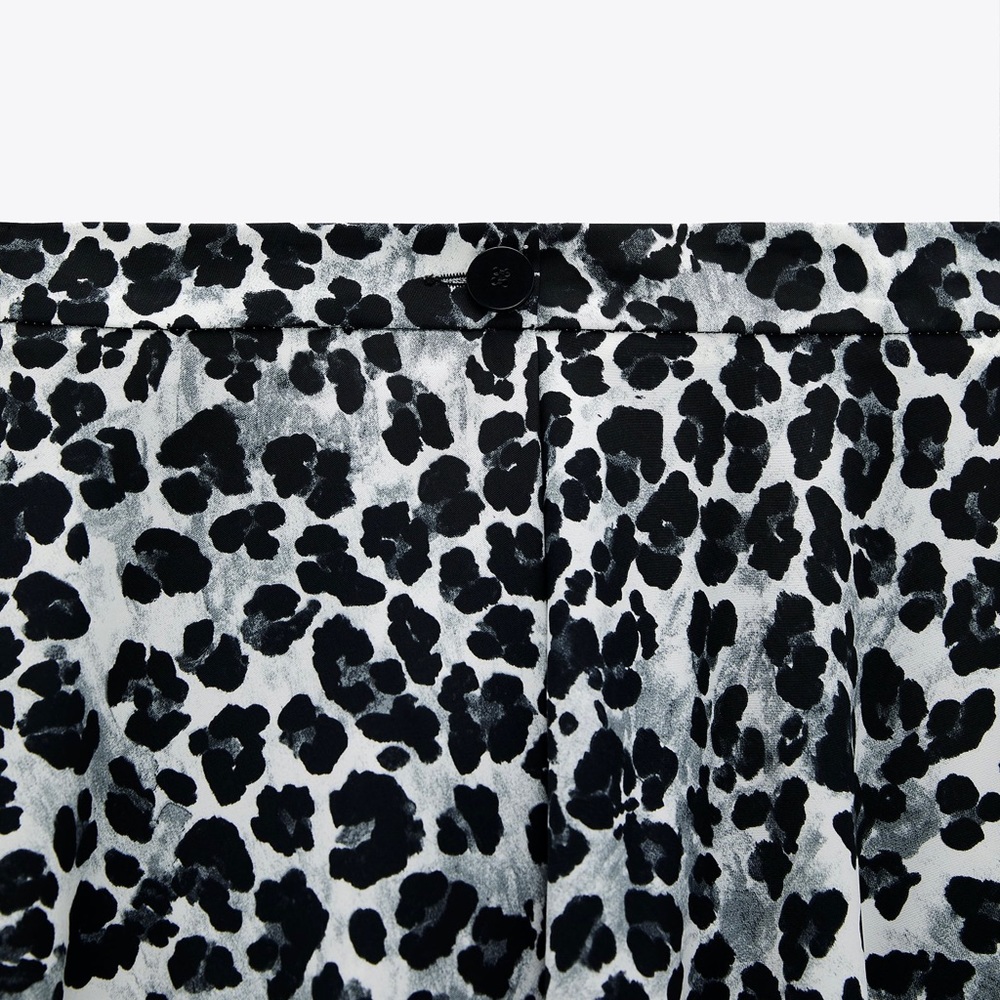 NET Zara cheetah leopard print satin skort/shorts in blue - Picture 5 of 12
